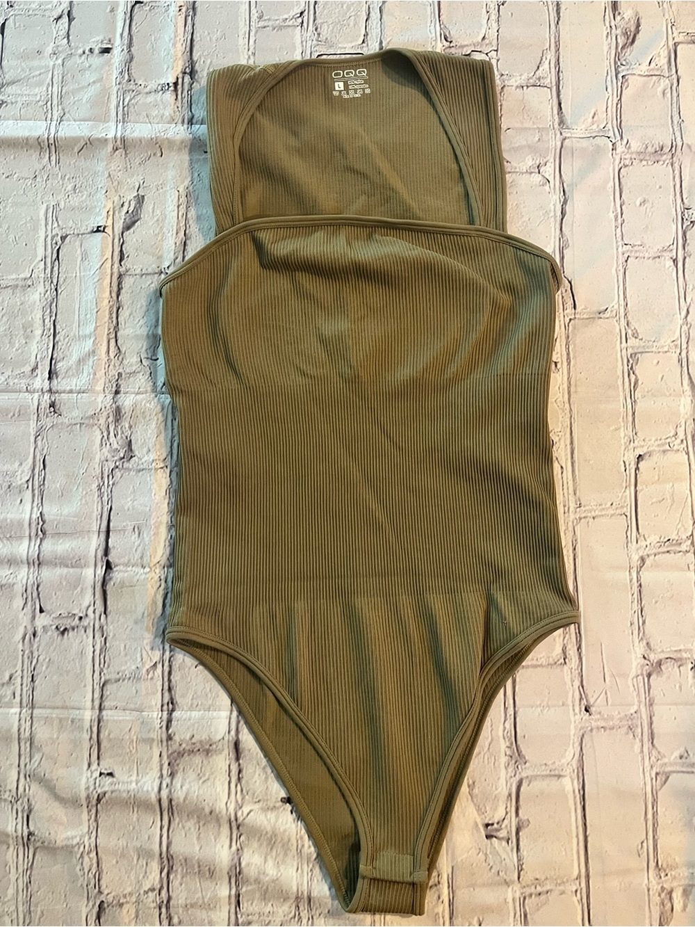 OQQ Green Bodysuit